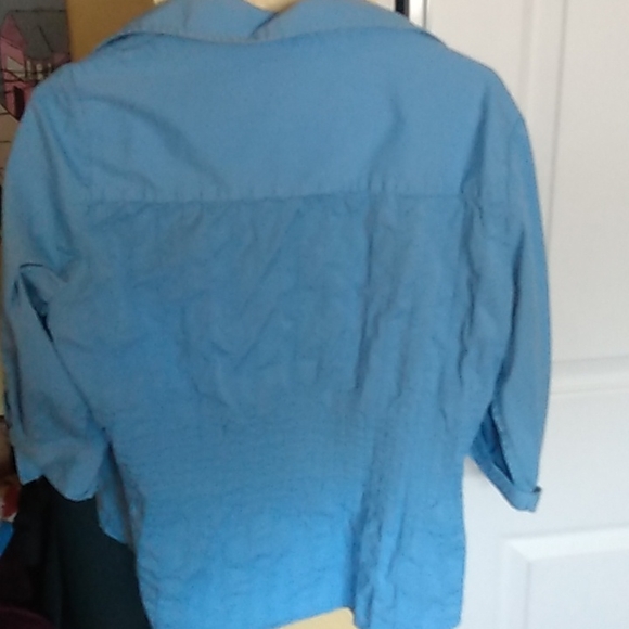 Blue button up shirt, size L - Picture 3 of 3